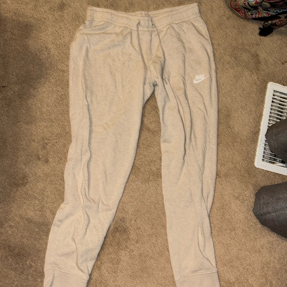 Beige nike sweatpants